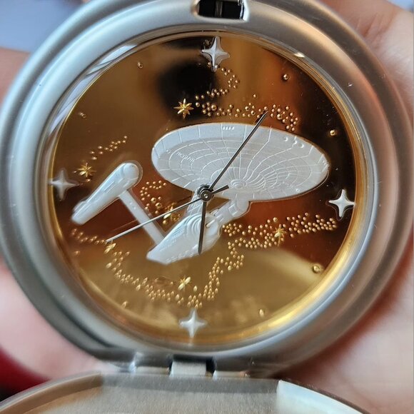 Vintage 2000 - Star Trek USS Enterprise Pocket Watch w/22k Details. New w/o box - Picture 12 of 15